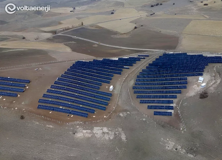 Özellikle sürdürülebilir enerji kaynakları arasında sınırsız gücüyle öne çıkan güneş enerjisi